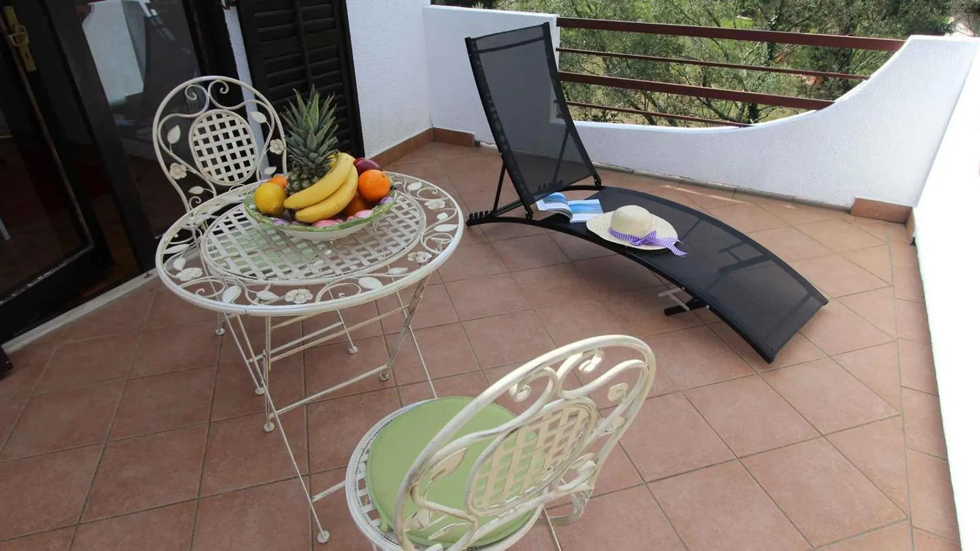 Apartment In Malinska/Insel Krk 13204