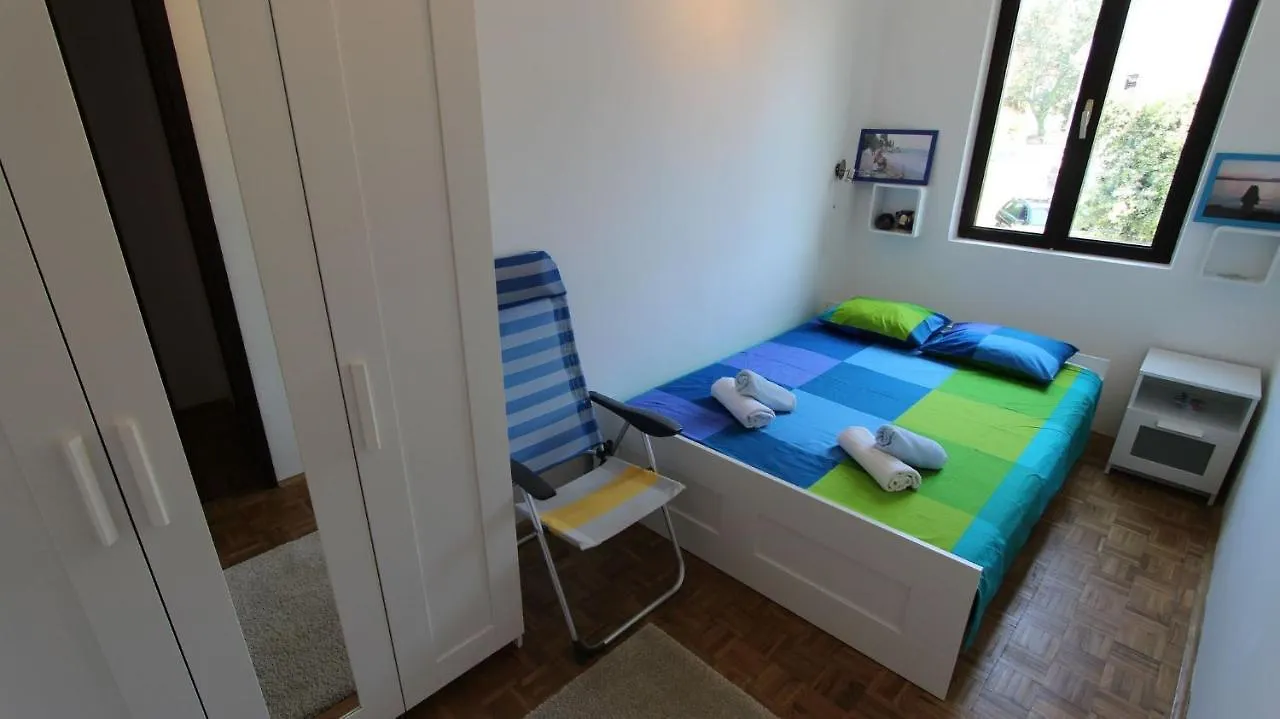 Apartment In Malinska/Insel Krk 13204 Croatia